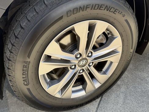 Used 2016 Hyundai Santa Fe Sport AWD/4WD image 15