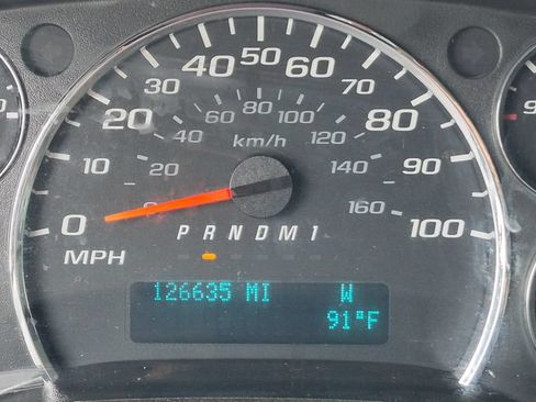 Used 2018 GMC Savana 2500 w/ Enhanced Convenience Package RWD image 15