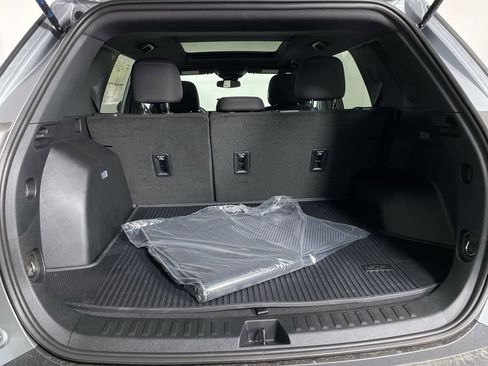 New 2026 Chevrolet Equinox LT w/ Midnight Edition image 26