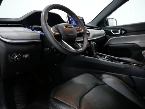 Used 2024 Jeep Compass Limited AWD/4WD image 11