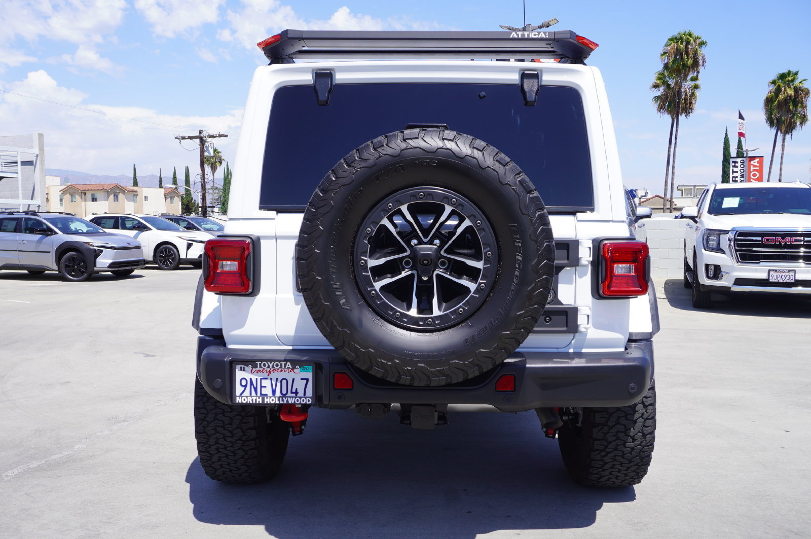 Used 2024 Jeep Wrangler Unlimited Rubicon AWD/4WD image 6
