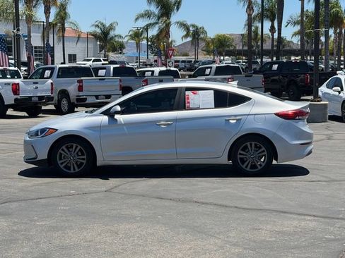 Used 2018 Hyundai Elantra Value Edition FWD image 9