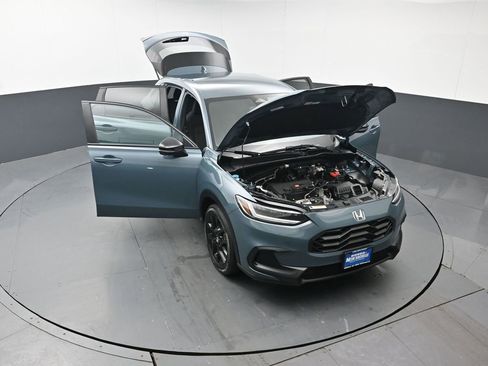 Used 2023 Honda HR-V Sport image 48