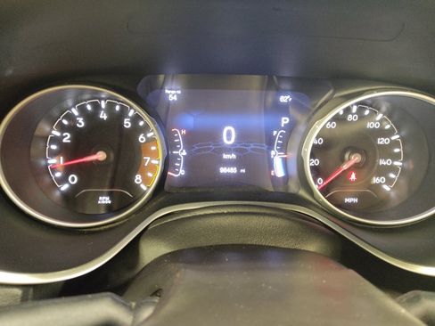 Used 2018 Jeep Compass Limited w/ Navigation Group AWD/4WD image 23