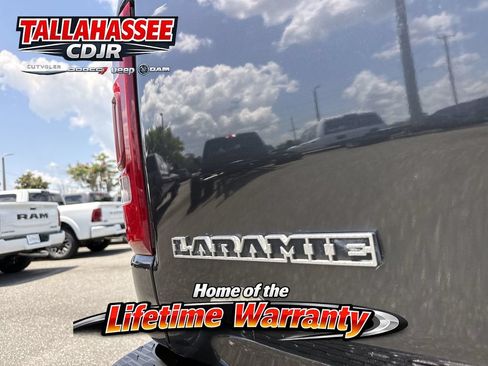 Used 2020 RAM 1500 Laramie AWD/4WD image 5