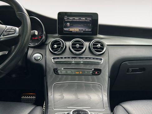 Used 2019 Mercedes-Benz GLC 300 4MATIC image 11