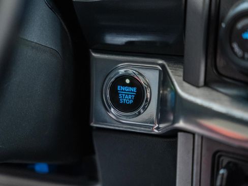 Used 2022 Ford F150 Lariat image 33