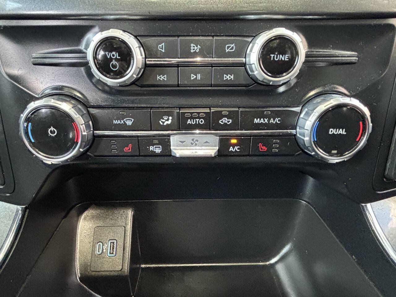 Used 2023 Ford F150 4x4 SuperCrew image 21
