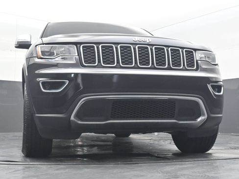 Used 2019 Jeep Grand Cherokee Limited RWD image 23