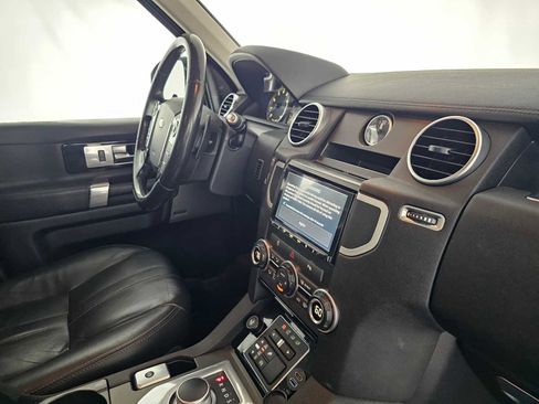 Used 2016 Land Rover LR4 HSE image 11