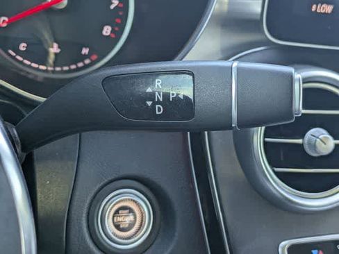 Certified 2021 Mercedes-Benz GLC 300 image 30