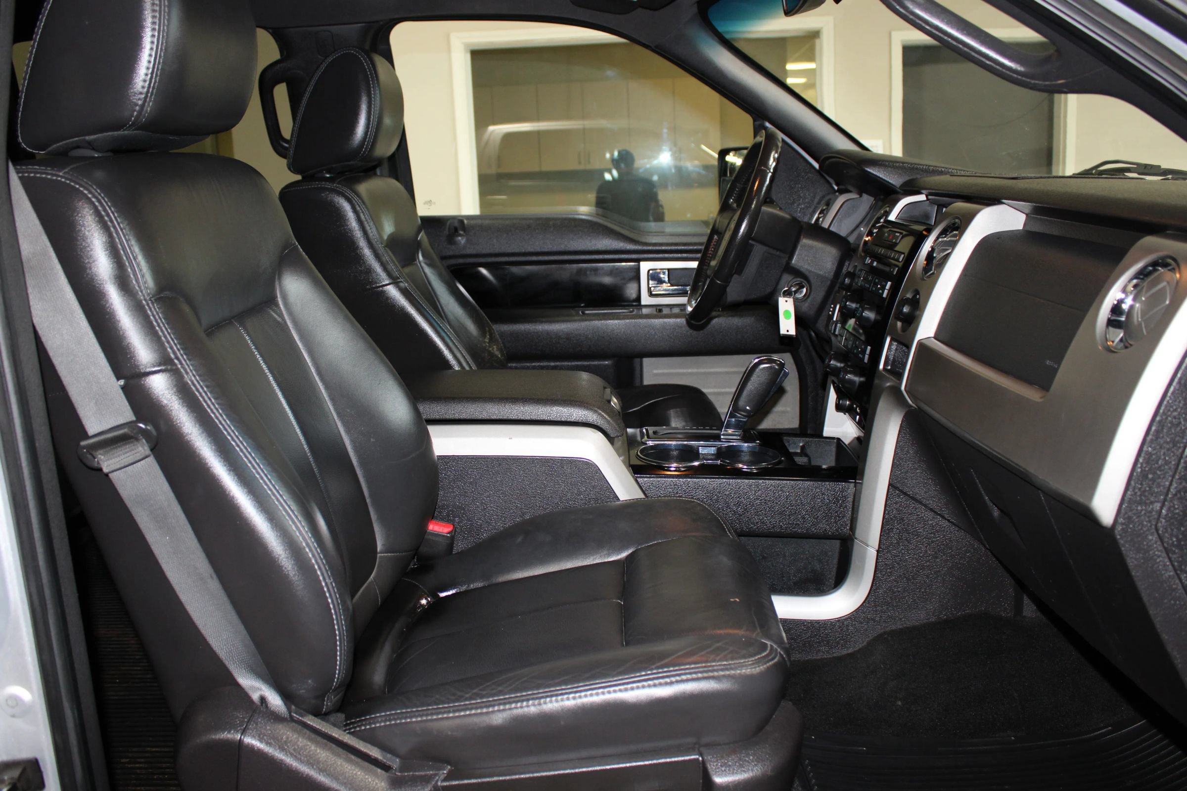 Used 2011 Ford F150 FX4 w/ FX Luxury Pkg AWD/4WD image 31