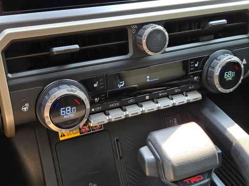 Used 2024 Toyota Tacoma TRD Sport w/ TRD Sport Premium Package AWD/4WD image 29