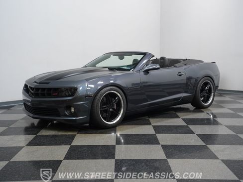 Used 2011 Chevrolet Camaro SS w/ RS Package RWD image 6