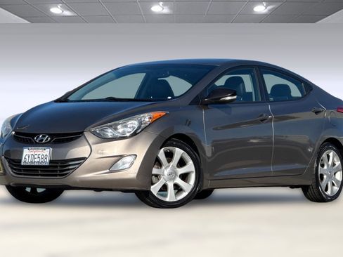 Used 2013 Hyundai Elantra Limited w/ Technology Pkg image 24
