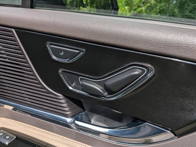 Used 2022 Lincoln Corsair AWD w/ Equipment Group 101A image 12