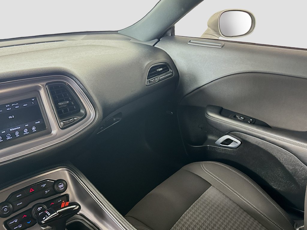 Used 2023 Dodge Challenger SXT RWD image 24