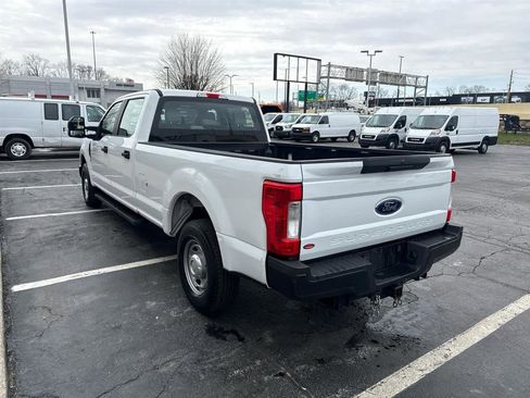 Used 2018 Ford F250 XL w/ Power Equipment Group image 6