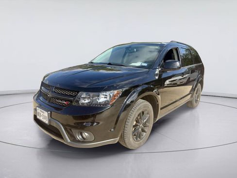 Used 2019 Dodge Journey SE w/ Connectivity Group FWD image 5