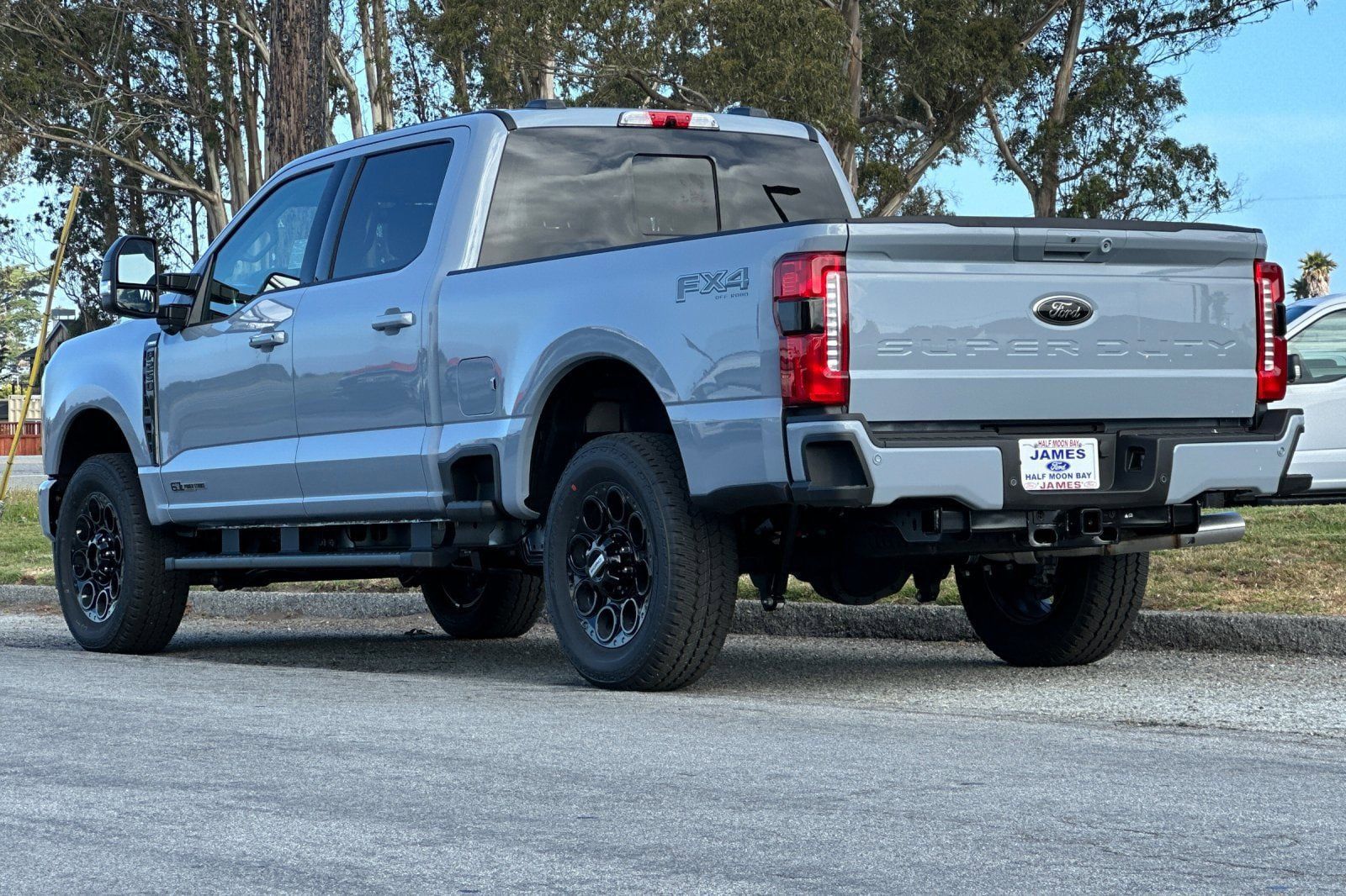 New 2026 Ford F250 Lariat w/ Black Appearance Package AWD/4WD image 3