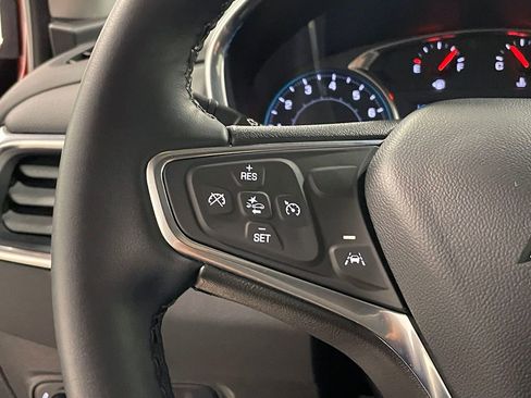 Used 2024 Chevrolet Equinox LT image 34