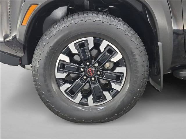 Used 2022 Nissan Frontier PRO-4X AWD/4WD image 26
