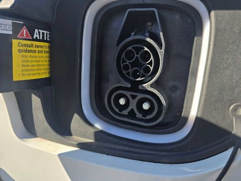 Used 2023 Hyundai Kona SEL image 18