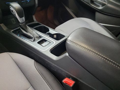 Used 2017 Ford Escape S FWD image 26