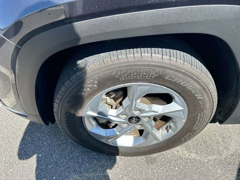 Used 2023 Hyundai Tucson SEL FWD image 5