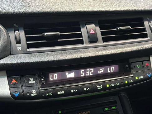 Used 2011 Lexus CT 200h Premium w/ Premium Audio Pkg FWD image 25