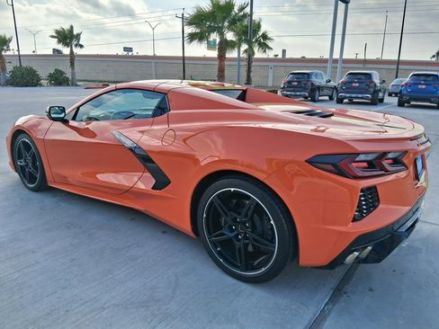Used 2021 Chevrolet Corvette Stingray Convertible w/ LPO, Roadside Safety Package image 5
