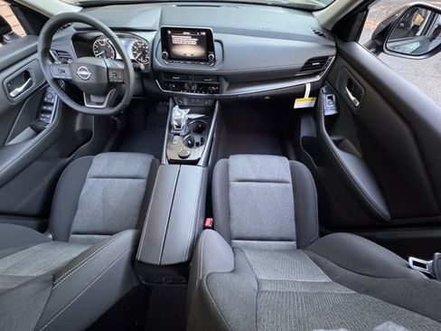 New 2026 Nissan Rogue SV w/ Cold Weather Package AWD/4WD image 15