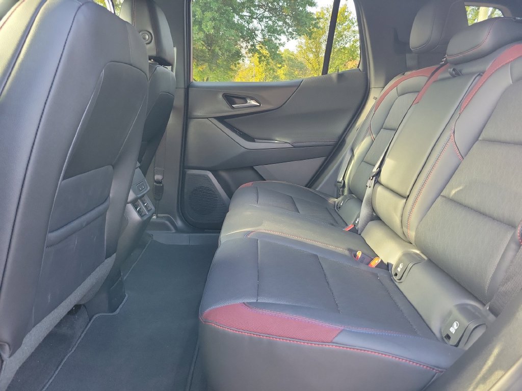 Used 2026 Chevrolet Equinox RS w/ Convenience Package III AWD/4WD image 17