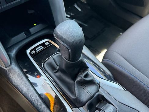 Used 2024 Toyota Corolla Cross AWD Hybrid w/ Moonroof Package image 25
