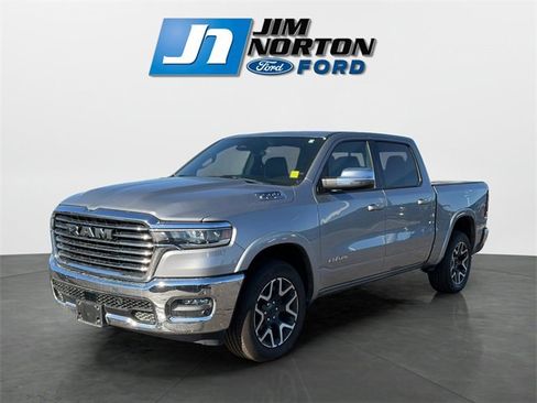 Used 2025 RAM 1500 Laramie image 7