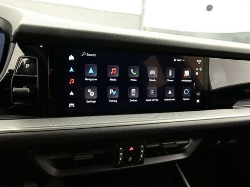 Certified 2025 Porsche Cayenne AWD/4WD image 10