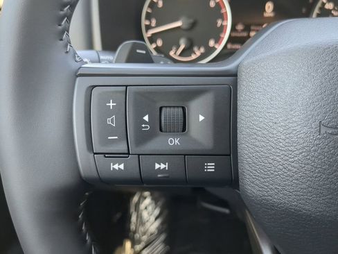 New 2026 Nissan Rogue SV FWD image 24