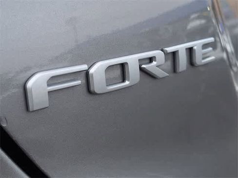 Used 2024 Kia Forte LXS image 12