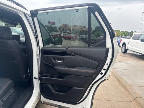 Used 2026 Honda Pilot TrailSport image 31