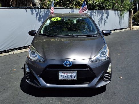 Used 2016 Toyota Prius C Two FWD image 2