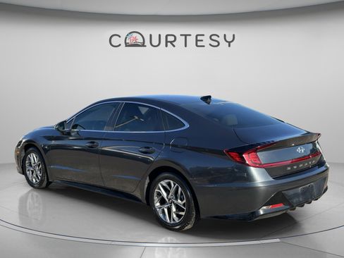 Used 2023 Hyundai Sonata SEL image 3