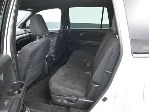 Used 2022 Honda Pilot Sport image 10