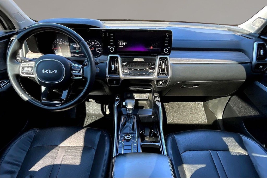 Used 2023 Kia Sorento S w/ Panoramic Sunroof Package AWD/4WD image 7