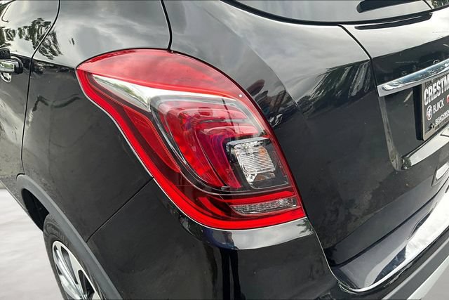 Used 2022 Buick Encore Preferred w/ Safety Package AWD/4WD image 21