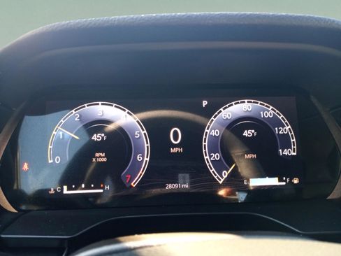 Used 2023 Jeep Grand Cherokee Altitude image 15