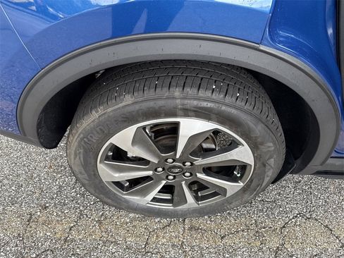 Used 2023 Ford Escape Platinum w/ Class II Trailer Tow Package image 18