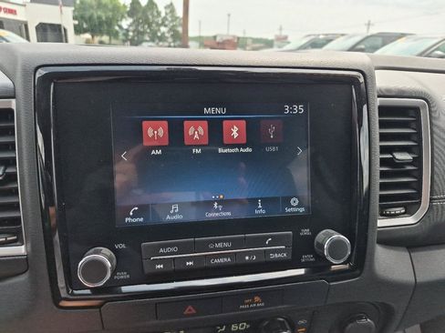 Used 2022 Nissan Frontier SV AWD/4WD image 20