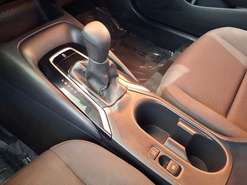 Used 2024 Toyota Corolla LE FWD image 15