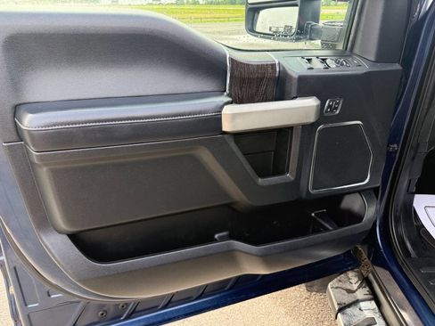 Used 2020 Ford F450 Lariat w/ Lariat Ultimate Package AWD/4WD image 17