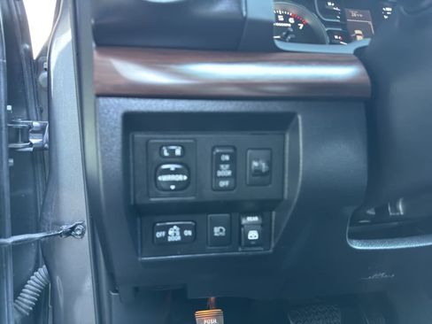 Used 2018 Toyota Tundra Limited image 16